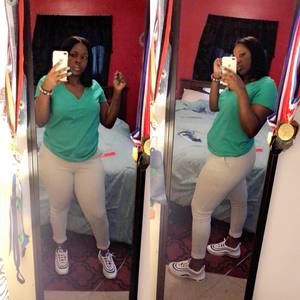 Meet your Posher, Adrianne